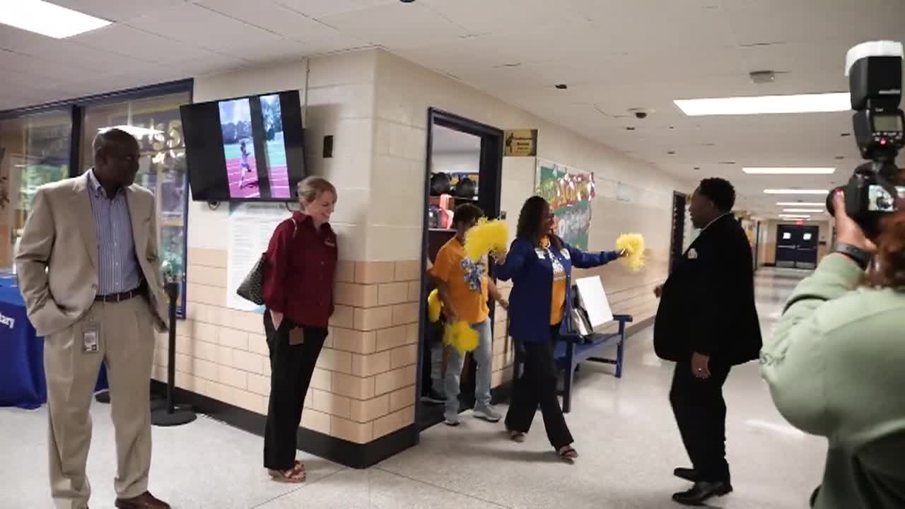 Thumbnail image for H-PRIDE Visit_Chapel Hill ES