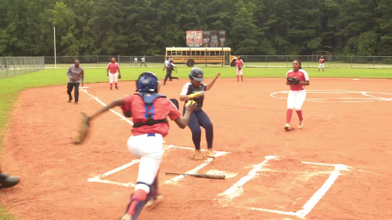 Thumbnail image for DCSD Softball - COLUMBIA VS REDAN