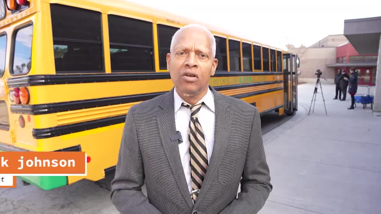 Thumbnail image for DCSD -EPA Bus Grant Celebration (Spanish)